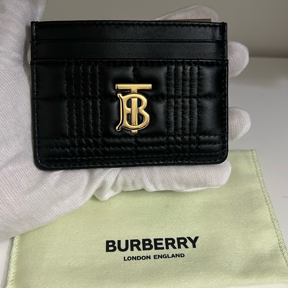 NWT Quilted Leather Card Case - Picture 3 of 7